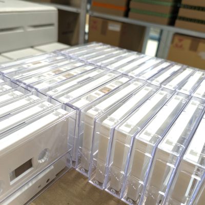 Special Offer - 38 x White Without Protection Notch & Snapbox Transparent With Pin